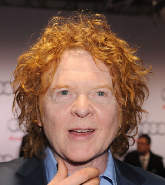 Who is Mick Hucknall's wife - Gabriella Wesberry?  Age difference and details about children