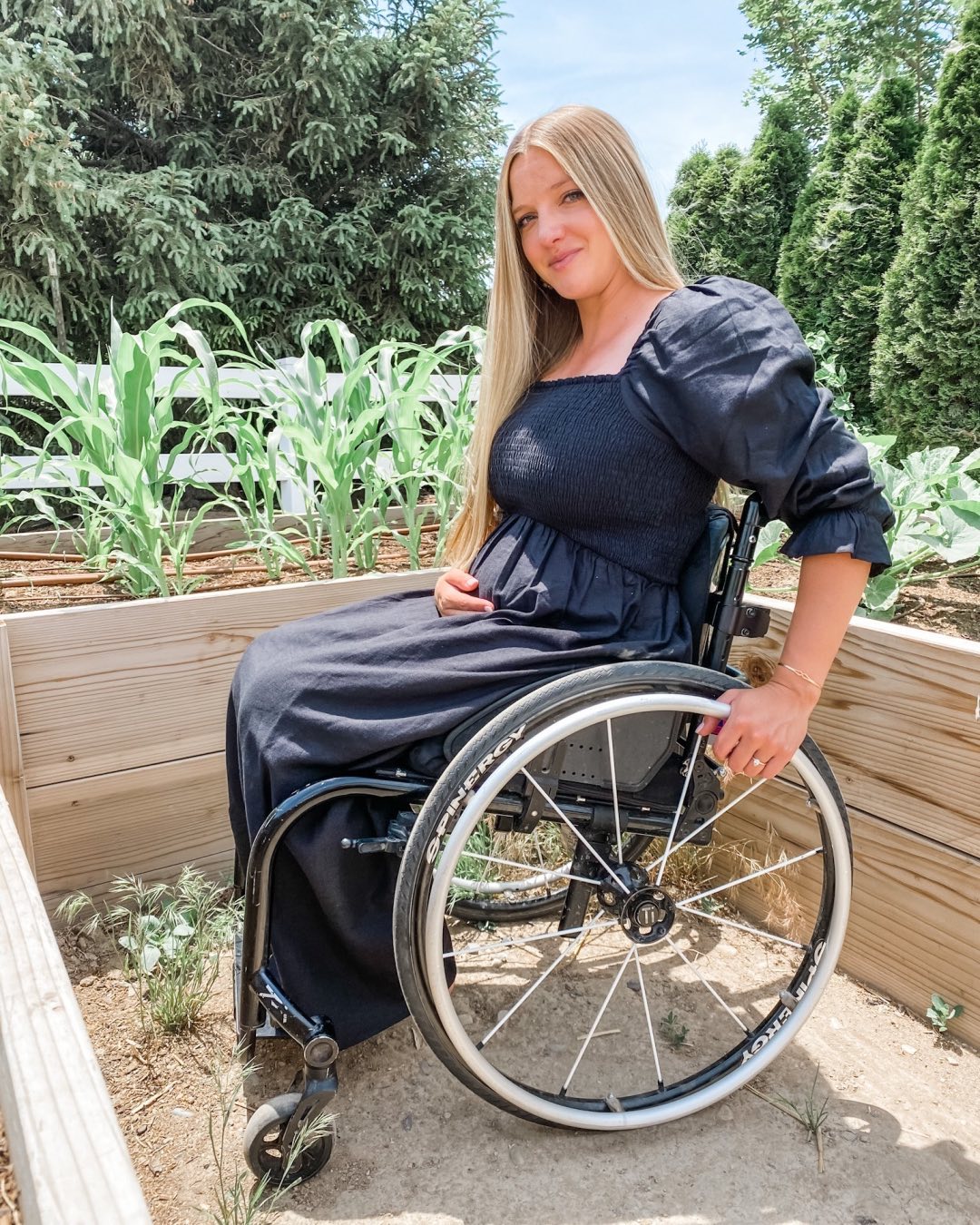 Cambry shared an amazing news about her pregnancy through a photo on her instagram with a comedy caption.