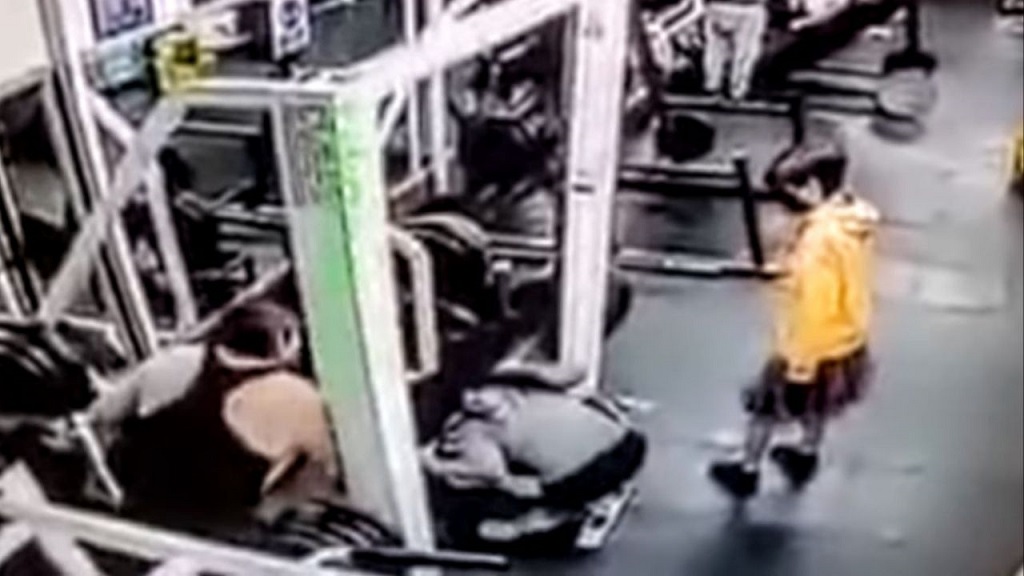 Watch: Smith Machine Squat Death Video: How Did The Woman Die? Mexico Tried 405 Pounds